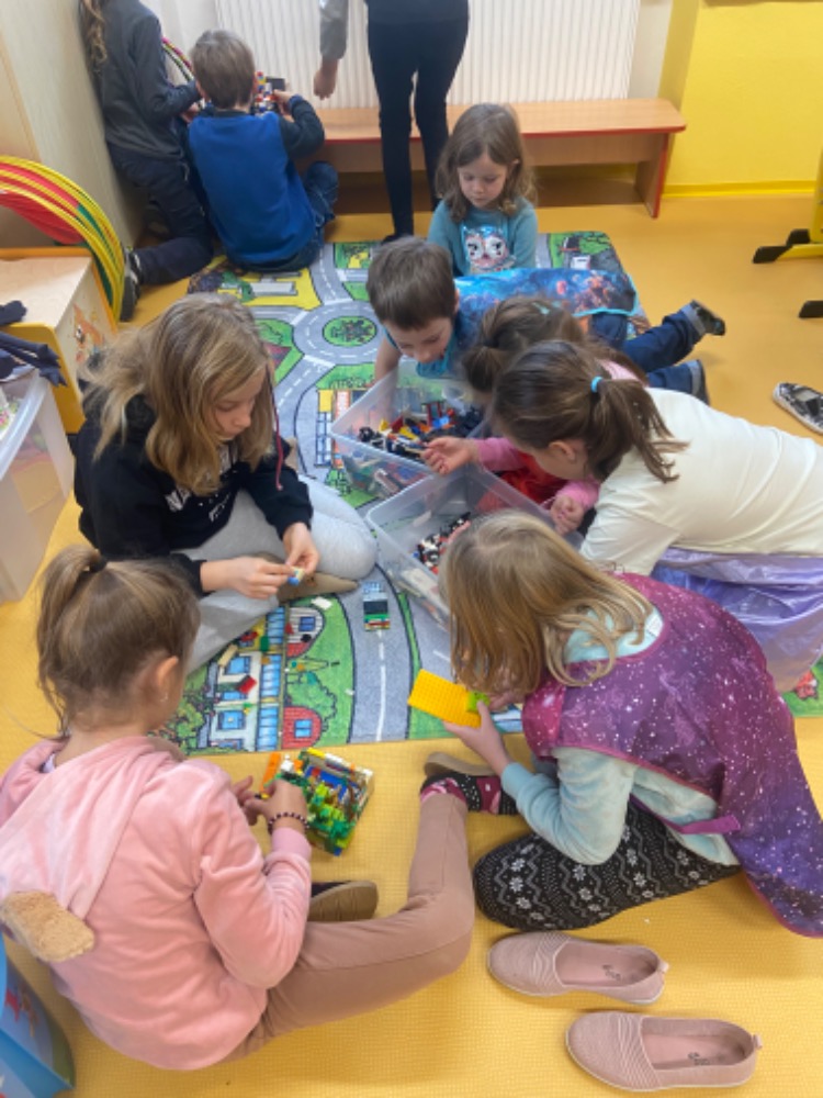 796CFACA-CD2F-4AC0-AEC1-FCD99A0A876A