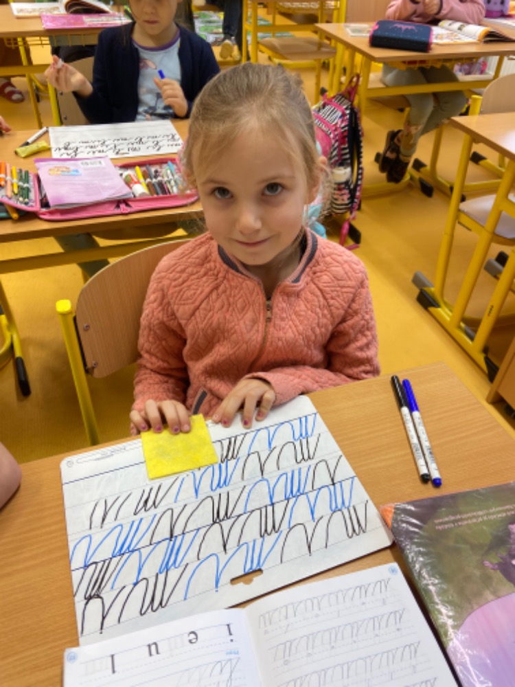 D7B9E865-67E5-4D92-BFD5-2A032766B986