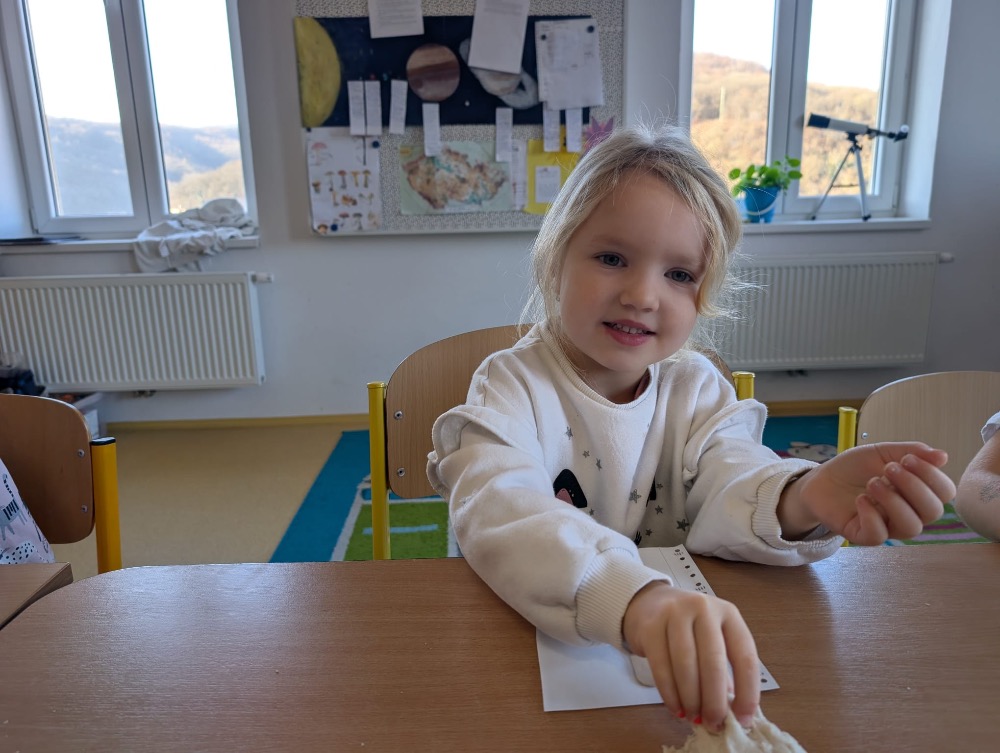 79688272-F110-4603-B407-EBB6881FDB9E