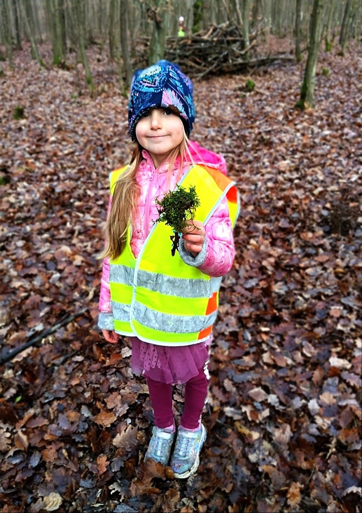 B5CB1E9C-2FF2-4D98-8A02-8B22D1F11321