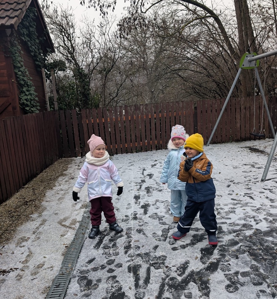 0DE6D972-8726-440C-9CA0-D032D9AD7CB0