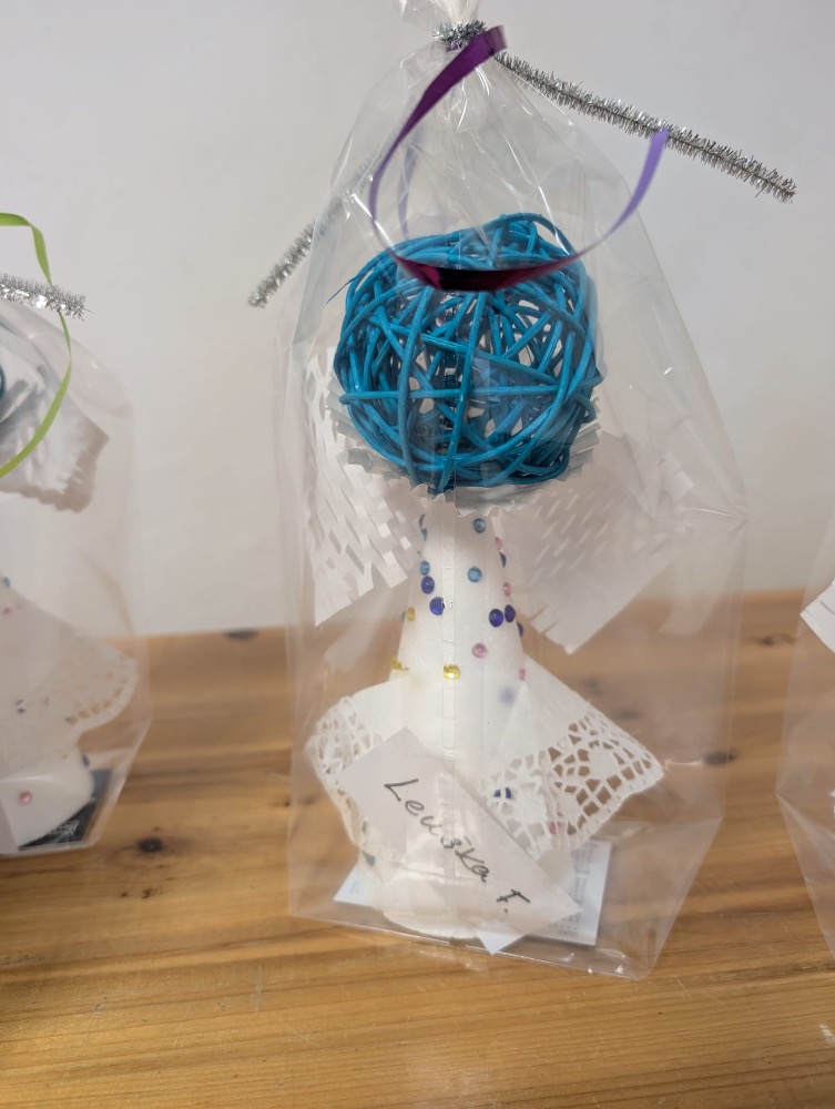 F328A675-E764-4977-87FB-987B68B35B2D