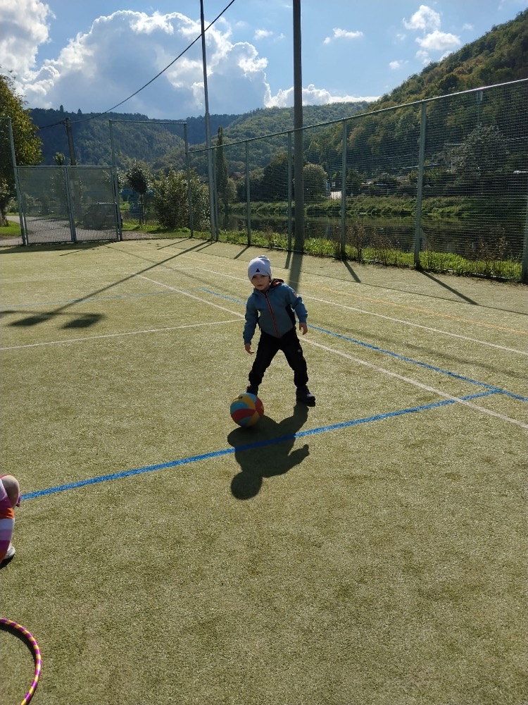 F8E0E4C7-B53F-4F3C-921E-E6BA1064D4F8