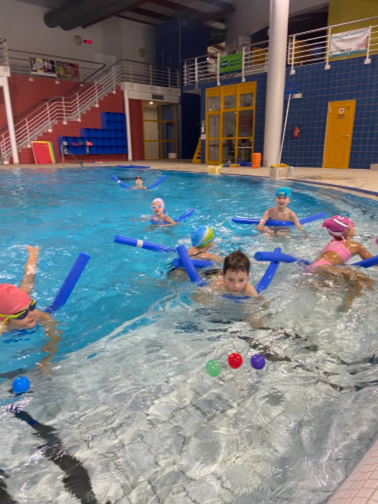 F6F5BAED-CDDB-487D-B6AB-9EECFDFB27EC