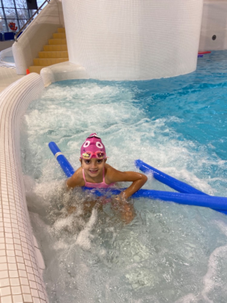 FC034A62-CB46-4882-87F4-97C881BE5C65