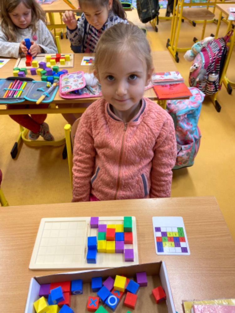 03846885-C2B5-4447-8ABB-928D8C8413AB