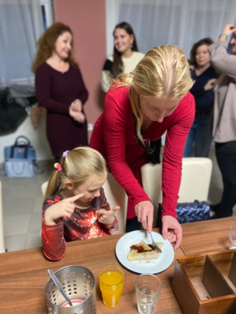 91823768-1DCF-4DFF-BED9-784F5AAA6041