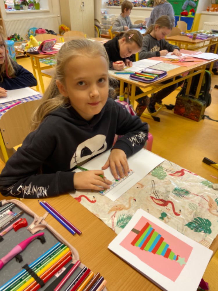 F8074ABE-7B76-4B09-ADDB-F44AAF81C233