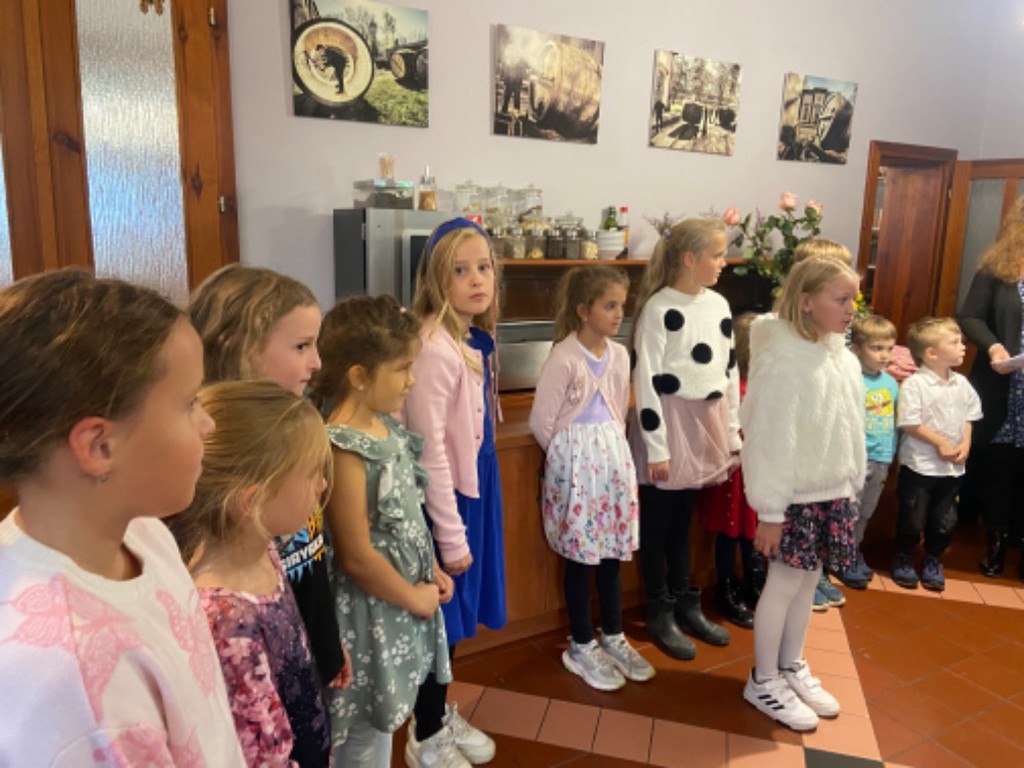 8C76A788-F64D-47CB-94E8-0F95A01D8D15