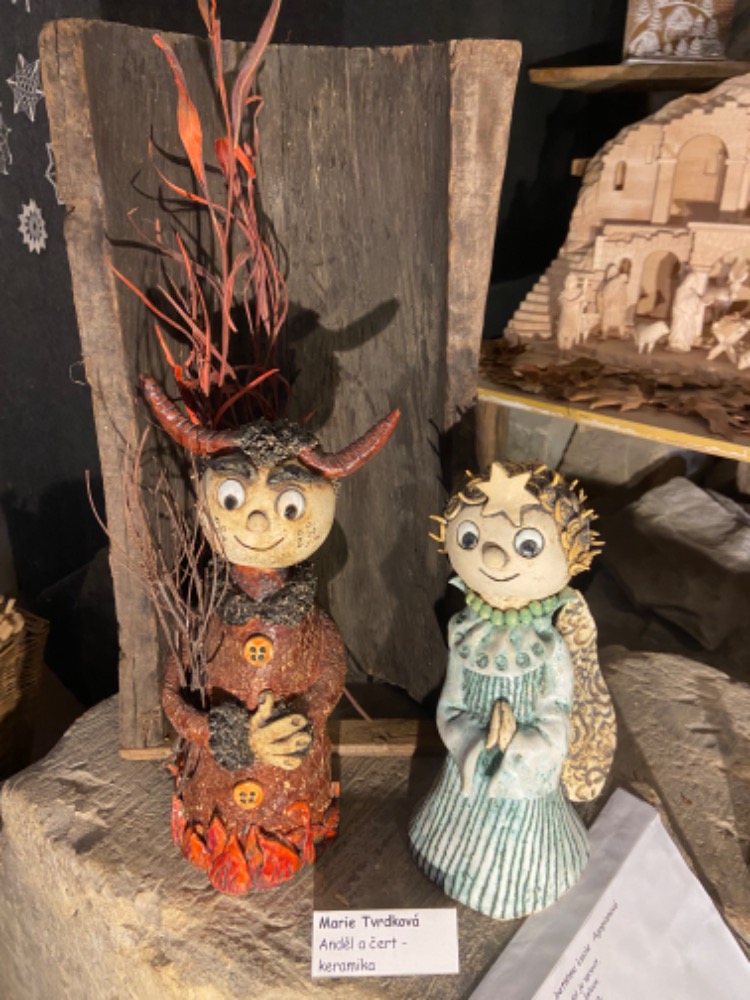 860DCAA0-FC68-46D2-B199-0E8879ACBBB1