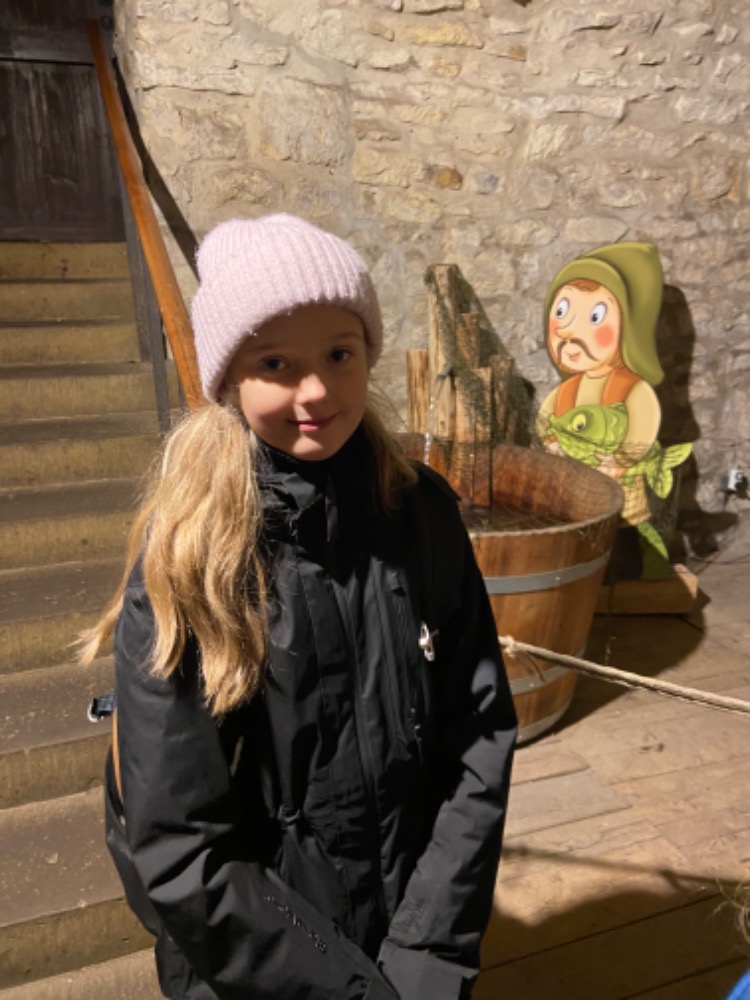 E6E0F538-701B-48B4-A069-F8735609D69D