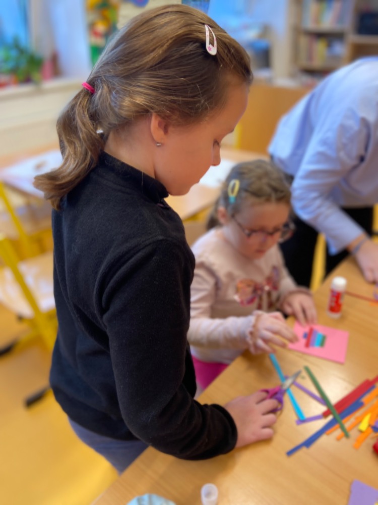 14E924AF-2F9D-4527-B8E5-E5809813BC79