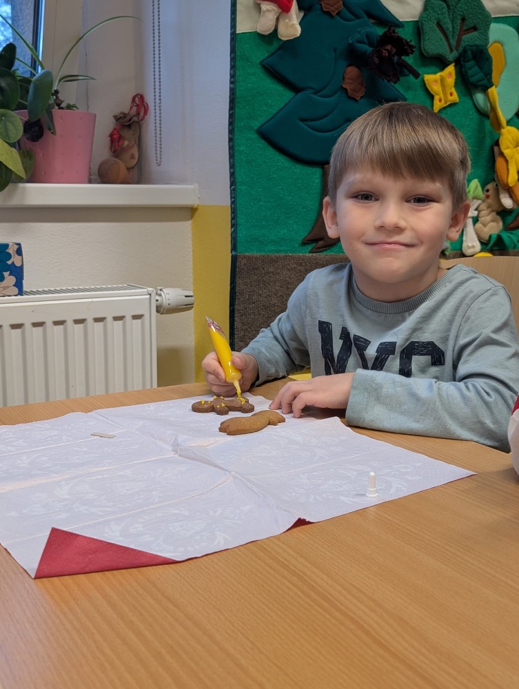 8C9123D7-9340-4669-96CE-68F16AAC6630