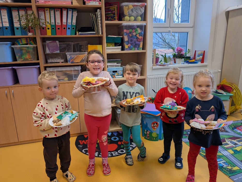 BEE31173-3E9E-44FC-9C3D-98FB4B9279C4