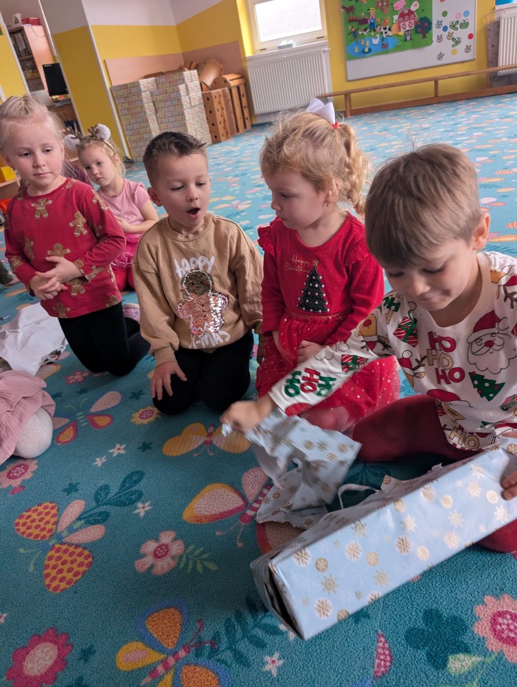 399EBCD2-DDB2-41C5-AA7B-F3EB122B4FF3