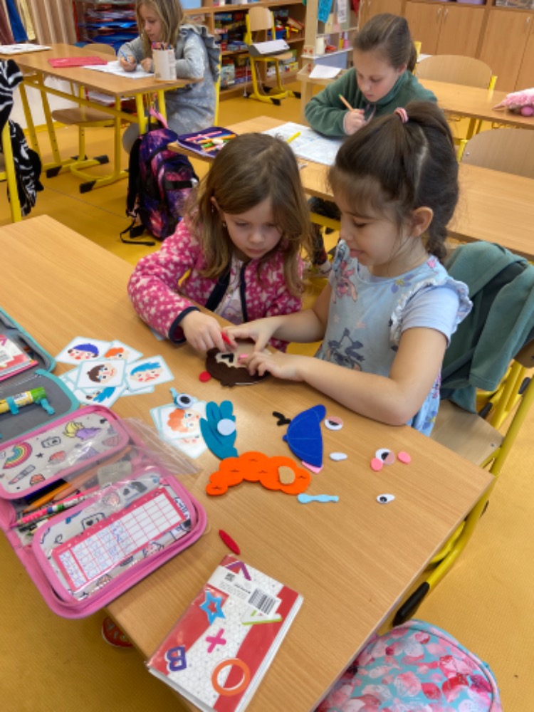 0A2B035A-99F3-44A4-AF3C-F87CC08D550B