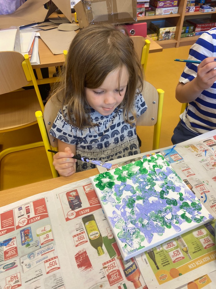 C9D773ED-56B1-4AB5-93C0-2E361D6F0143