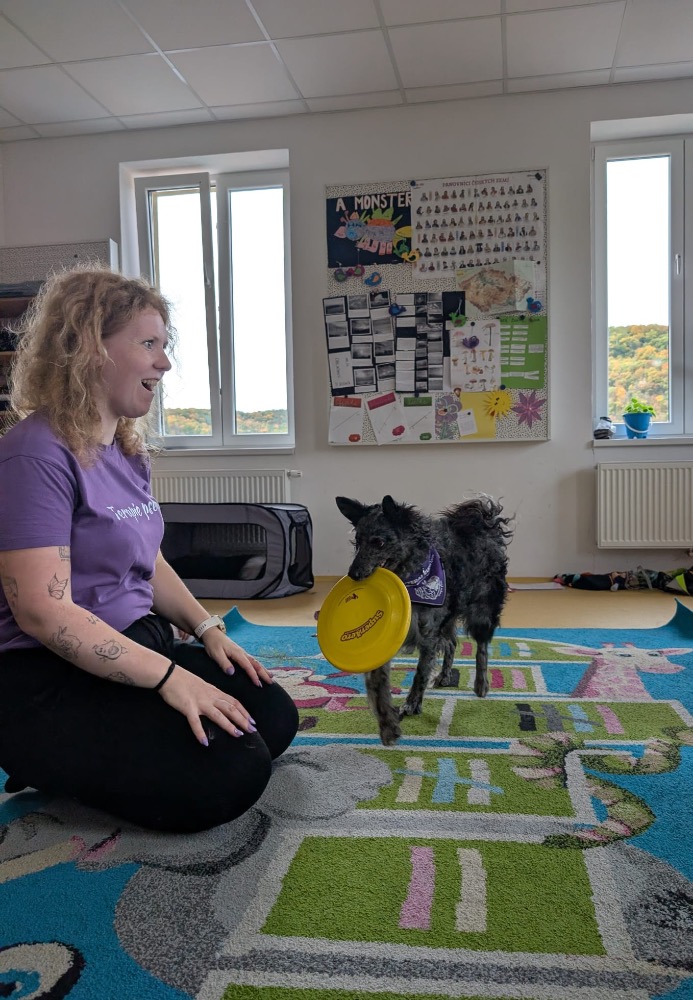 AFAF1395-A168-4DA2-B48A-FFDD3C6F1A2A