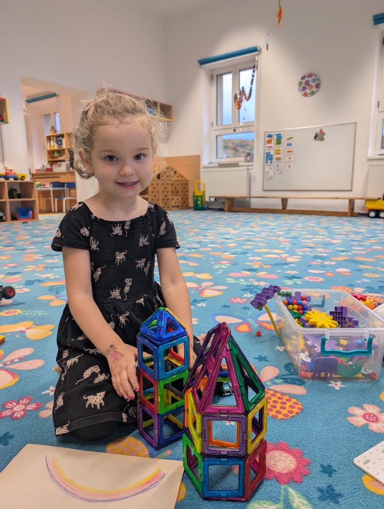 9A1879D0-DB20-4ABD-A18E-67AAC768C24D