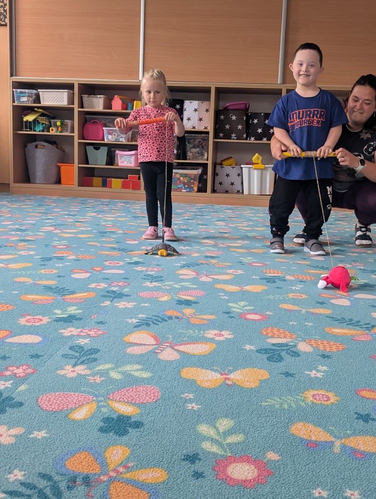 D8F80098-D2F5-4753-BD90-1F69D2EDC43E