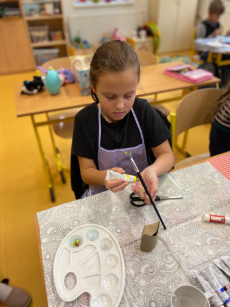 811F7CB4-A8C1-482A-AB9F-DF5EF5F61005