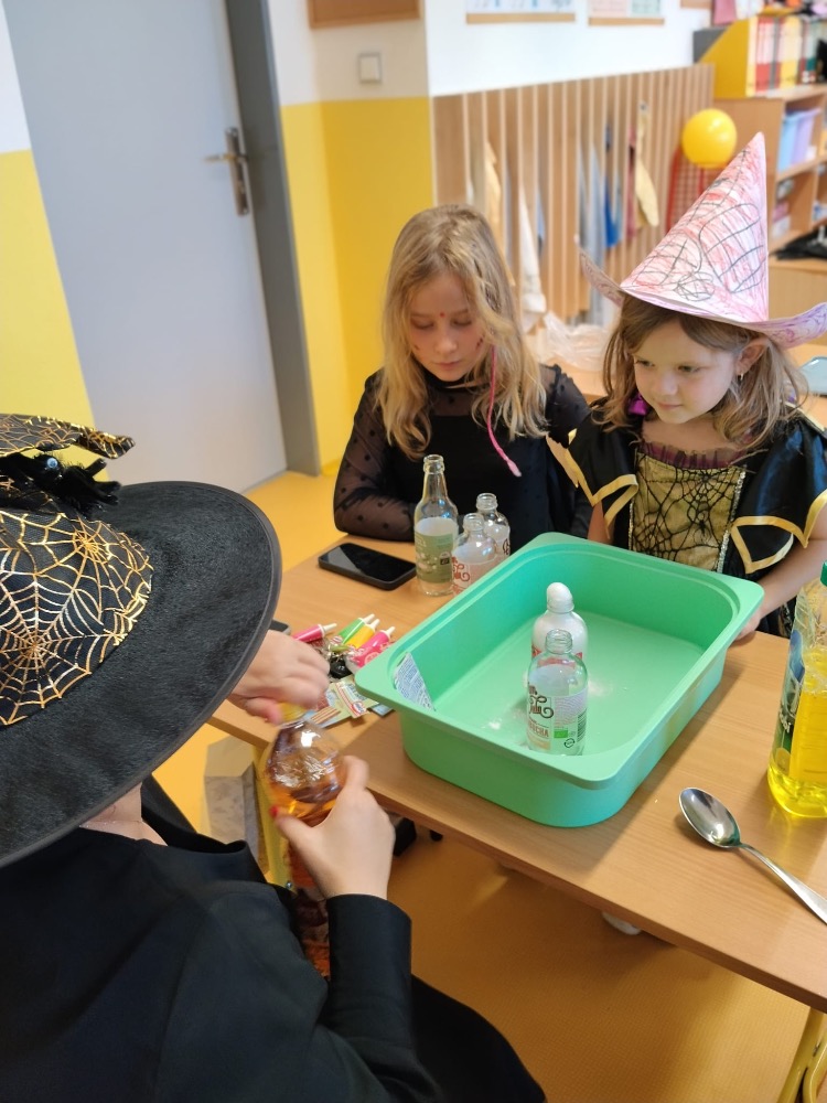 481A0C3B-1189-4987-AC8C-7BF1A386827C