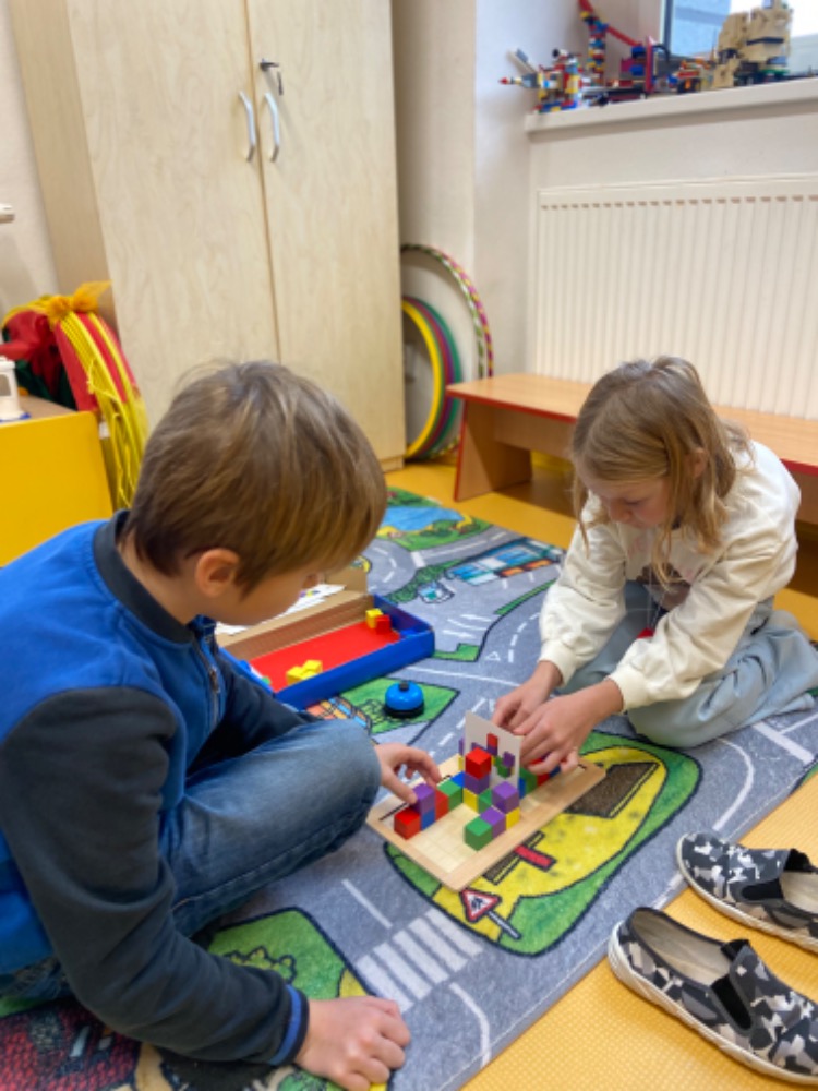 35EC4547-9525-4D2A-BB92-85402CC5A8DF