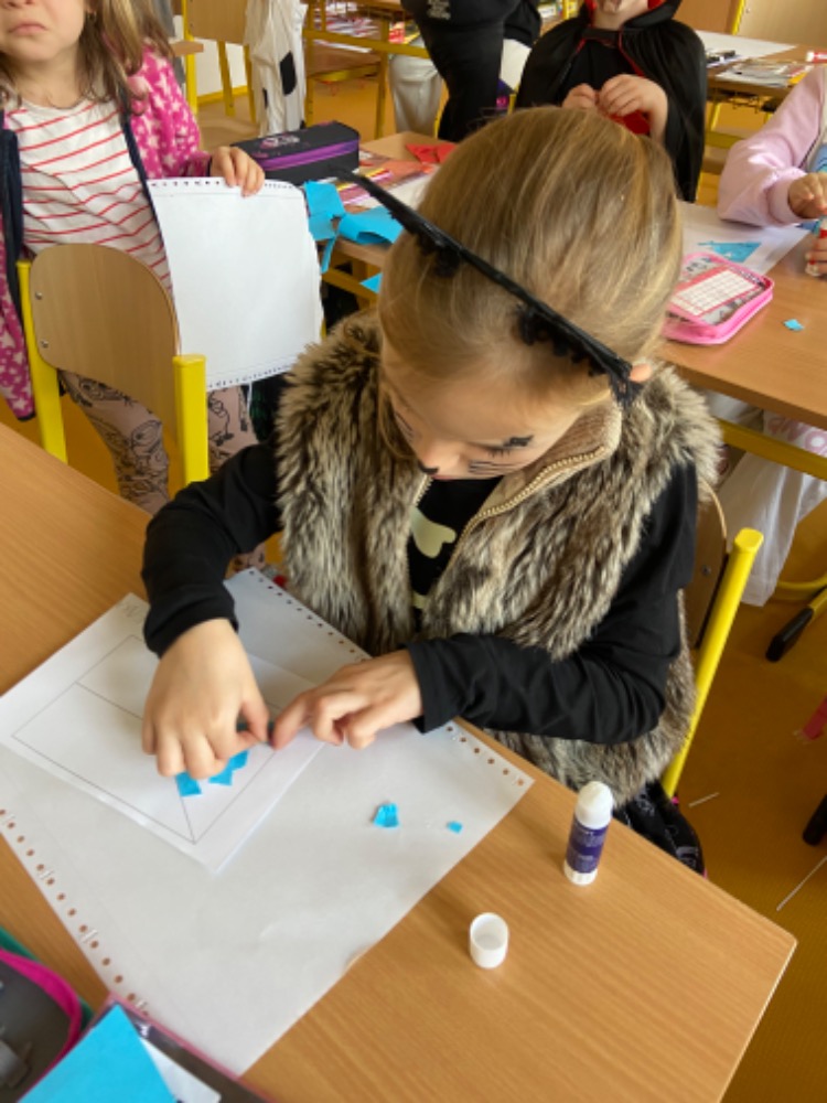 CE2A4E5E-BD9F-488C-A8D4-B351FE787EDC