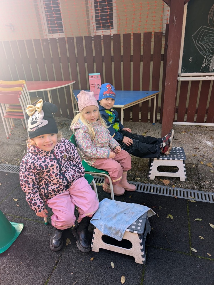 F76165CC-B5C8-4CD3-A688-3868C13265C3